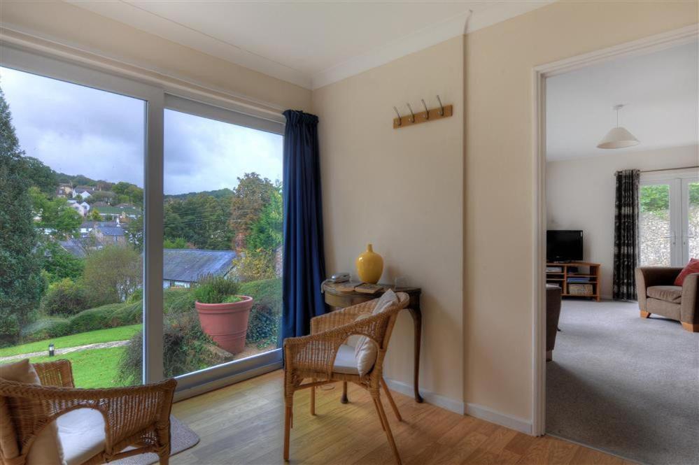 Strathaven Villa Uplyme Екстериор снимка