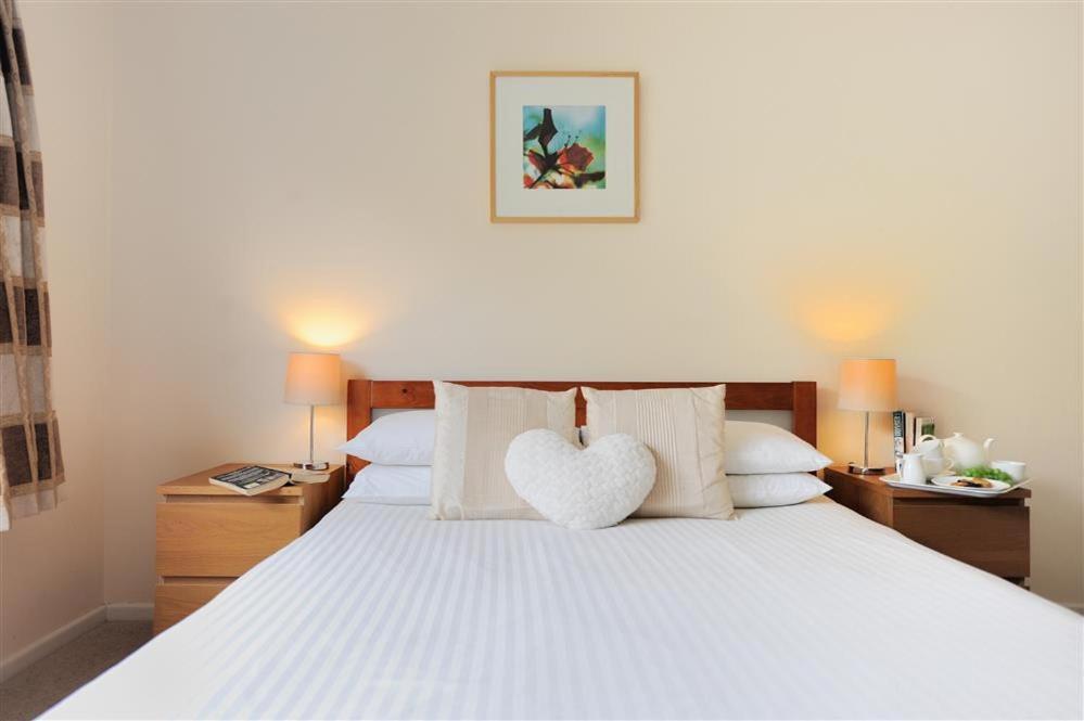 Strathaven Villa Uplyme Екстериор снимка